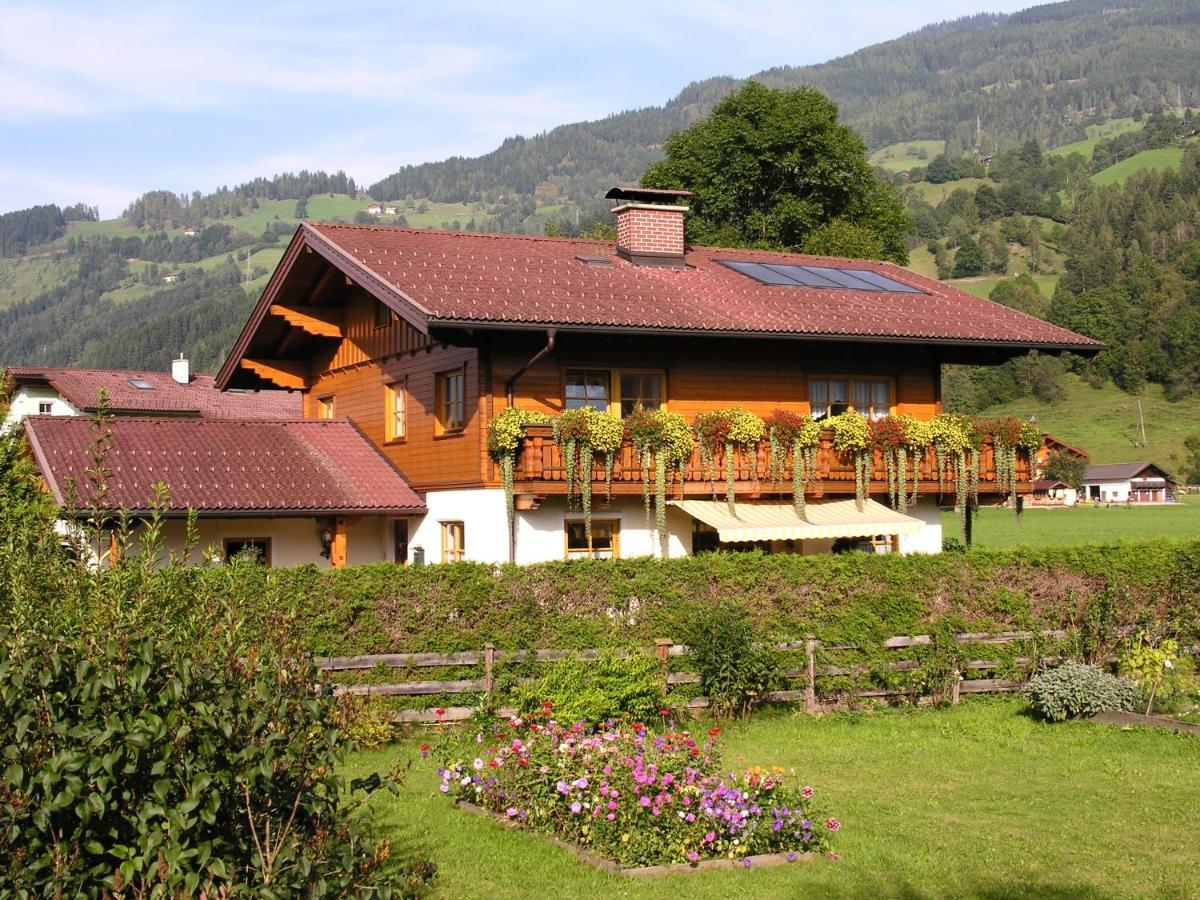 Haus Margit Apartment Sankt Johann im Pongau Exterior photo